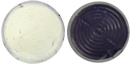 Links: Ergebnis des Hohenstein Schnellnachweis bei mikrobiologisch...