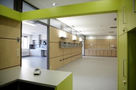 An markanten Stellen wurde erfrischendes Grün gewählt, um eine heitere und...