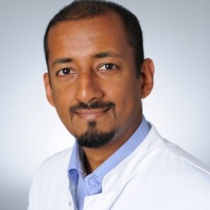 Facharzt Sanjay Aduckathil erhielt den zweiten Preis im wissenschaftlichen...