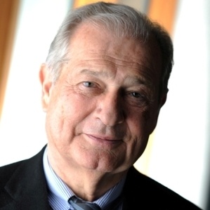 Dr. Jörg Rüdiger Siewert wird neuer Leitender Ärztlichen Direktor und...