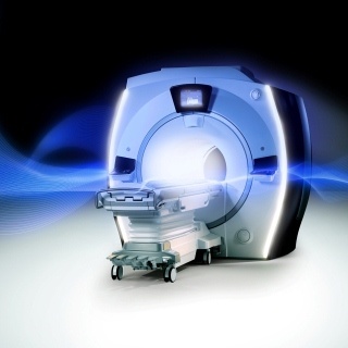 DISCOVERY MR 750w 3.0 Tesla der Firma GE – der neue Kernspintomograph der...