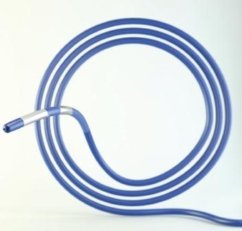 Die Spezialsonde wird exakt im Bereich des Tumors platziert. Anschließend wird...