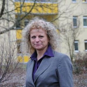 Cornelia Sebastian, bisher Verwaltungsdirektorin, wechselt zurück in ihren...