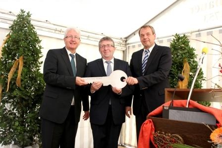 Symbolische Schlüsselübergabe am Freitag, 9. November 2012 - Architekt...