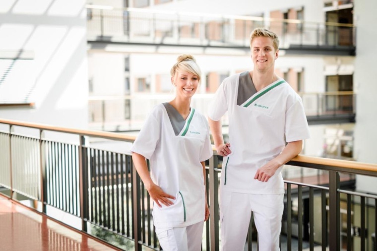 Einheitliches Erscheinungsbild durch neue Berufskleidung für alle Mitarbeiter...