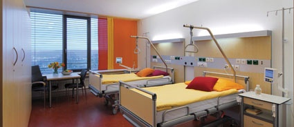 Eine gute, individuell regelbare Beleuchtung schafft für Patienten und...