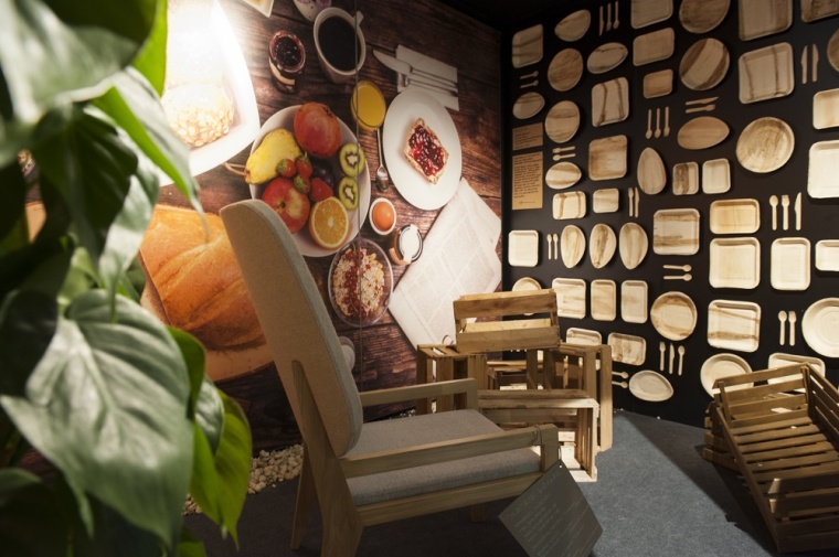 Natürliche Materialien wie Holz und Pflanzen gehen mit gutem Essen als...