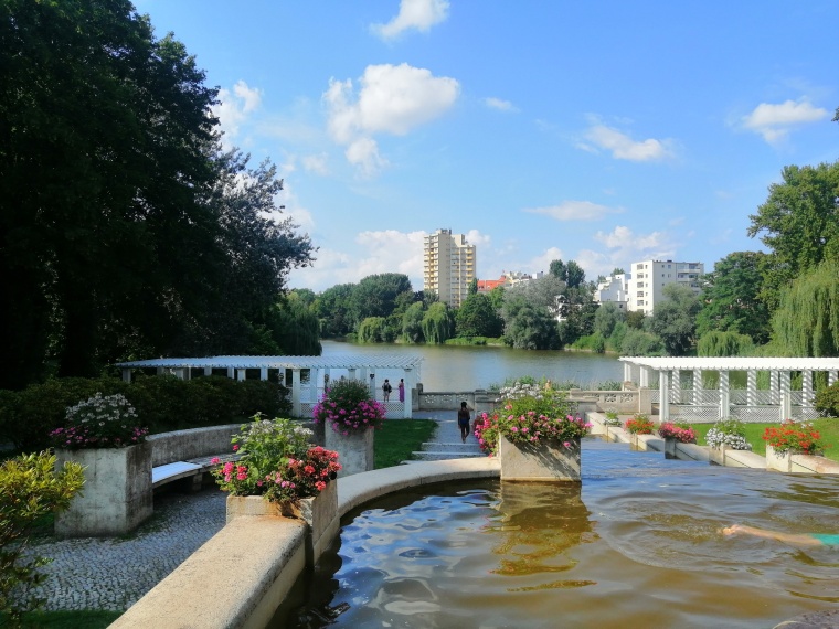 Klimarelevante Lagen mit innerstädtischen Wasserflächen stehen seit Beginn...