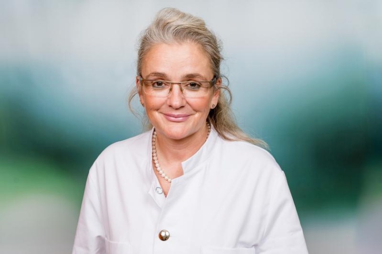 Prof. Dr. Caroline Tonus, Chefärztin Viszeralchirurgie der Asklepios Klinik...