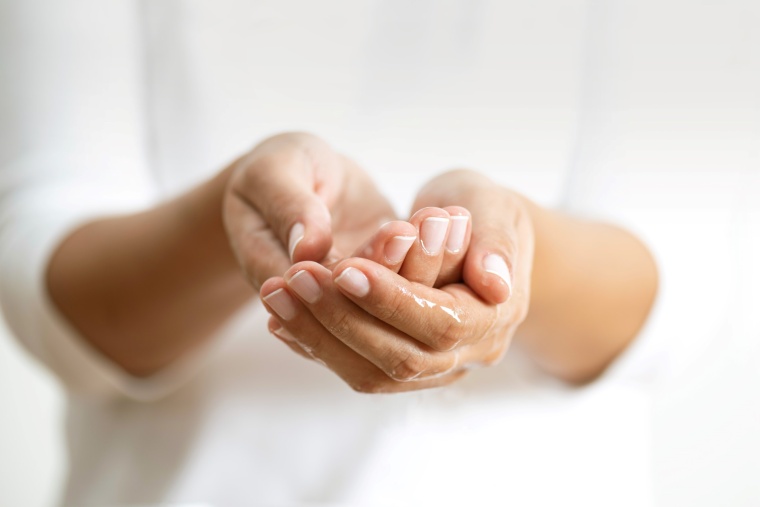 Hände und Haut vor dem Auftrocknen schützen: mit dem passenden...