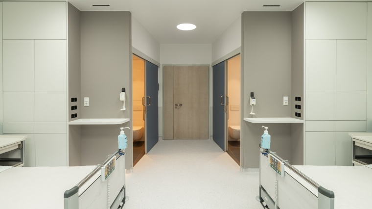 Als Bodenexperte im Segment Gesundheitswesen und Seniorenpflege unterstützt...