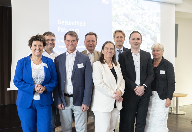 Gruppenbild der Referenten (v.l.n.r.): Brigitte Meier, Prof. Dr. Notger...