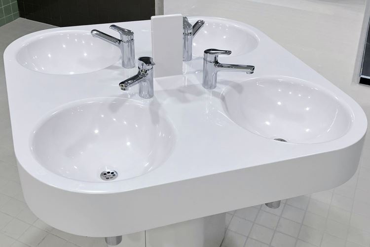 Rundwaschanlagen für kleine Patient*innen im Universitätsspital Zürich-Lengg...