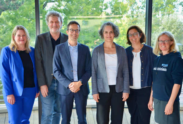 Der neue Vorstand der Deutschen Gesellschaft für Geriatrie (v.l.): Dr. Sandra...