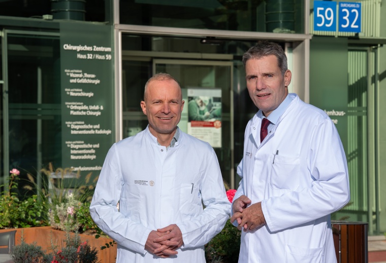 Prof. Jürgen Weitz, Direktor der Klinik für Viszeral-, Thorax- und...