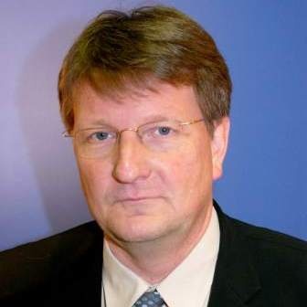 Prof. Michael Böhm, Direktor der Klinik für Innere Medizin III des UKS in...