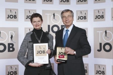 Freut sich über die Auszeichnung: BD Personalleiterin Veronika Münstermann...