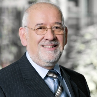 Der stellvertretende DAK-Verwaltungsratsvorsitzende Hans Bender hat das...