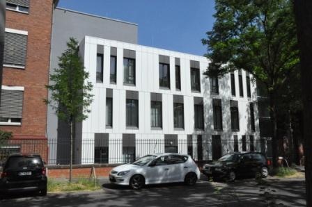 Der Zahnklinik-Anbau des Zentrums für Zahn-, Mund- und Kieferheilkunde der...