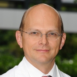 PD Dr. Heinrich Burkhardt übernimmt die Leitung der IV. Medizinischen Klinik...