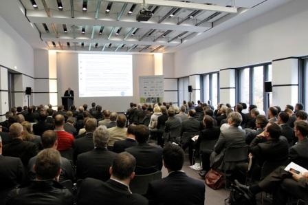 Fast 300 Teilnehmer diskutierten neue Ansätze für die Finanzierung, Planung,...