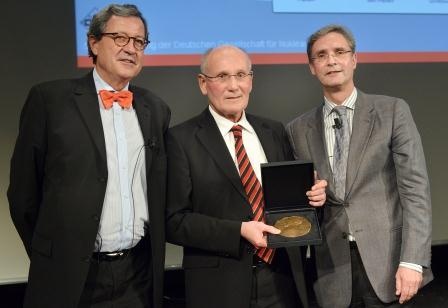 Verleihung der Georg-von-Hevesy-Medaille bei der 50. Jahrestagung der DGN in...
