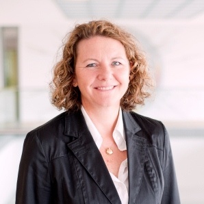 Am 1. August 2012 hat Anja Simon die Kaufmännische Direktion des...