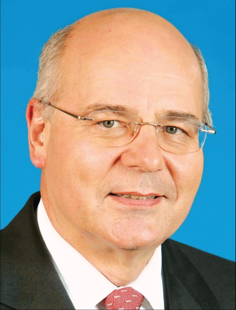 Ursula Borchert und der Preisträger Dr. Ingo Kutschka