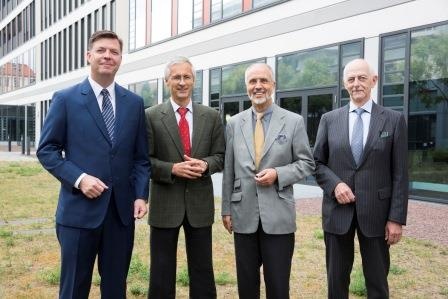 Ekkehard Zimmer(Kaufmännischer Vorstand), Prof. Michael Stumvoll (Dekan der...