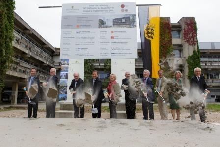 Mit dem feierlichen Spatenstich für das Zentrum für Integrative...