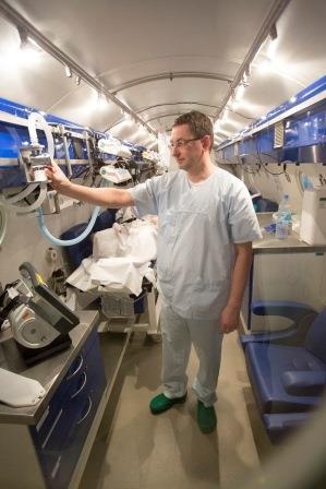 Dr. Karsten Kluba, Oberarzt in der Klinik und Poliklinik für Anästhesiologie...