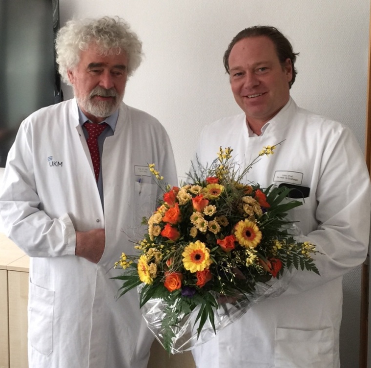 Wohlverdienter Ruhestand: Prof. Dr. Hans Henning Wetz (l.) verlässt das UKM...