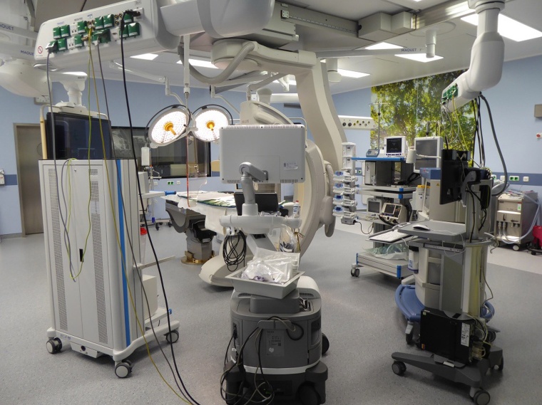 Der neue Hybrid-OP der Schüchtermann-Klinik zeichnet sich durch eine flexible...