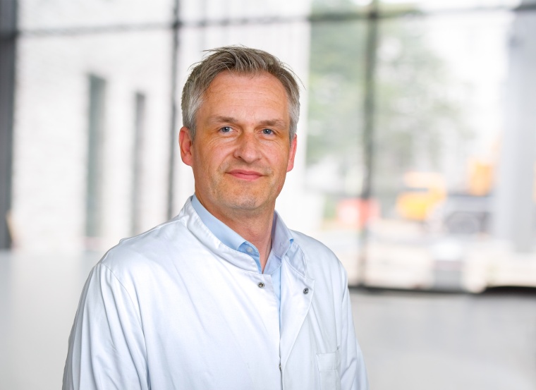 Prof. Dr. Thomas Fühner