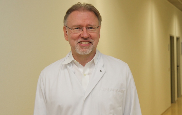 Dr. Joerg Andreas Kandyba ist neuer Chefarzt der jetzt eröffneten Abteilung...