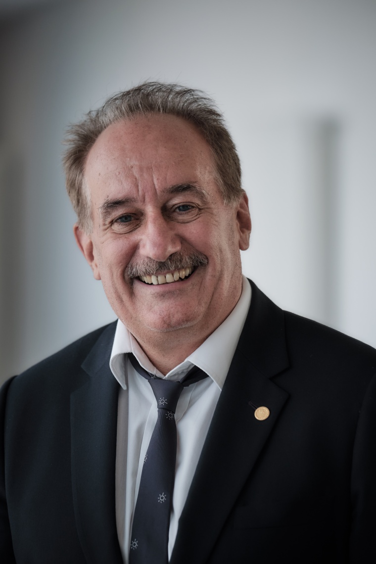 Prof. Jens Rassweiler