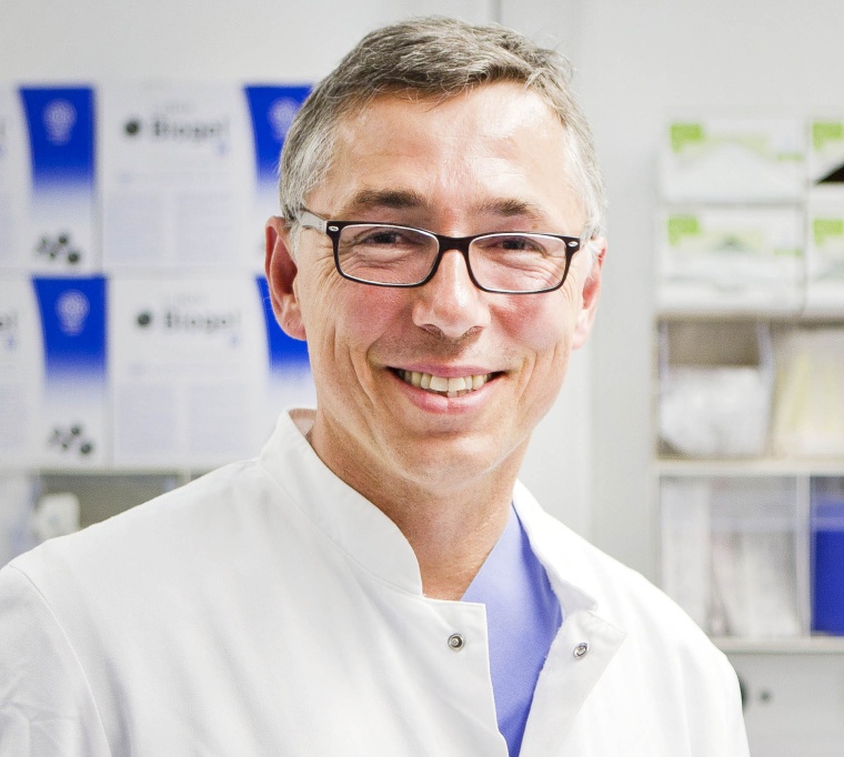 Prof. Dr. Peter Hammerer, Chefarzt der Klinik für Urologie und Uroonkologie....