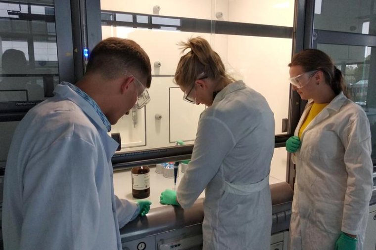 Herman Novik, Hochschule Rhein-Waal, Dr. Aiva Simaite und Natalia Andrieica,...