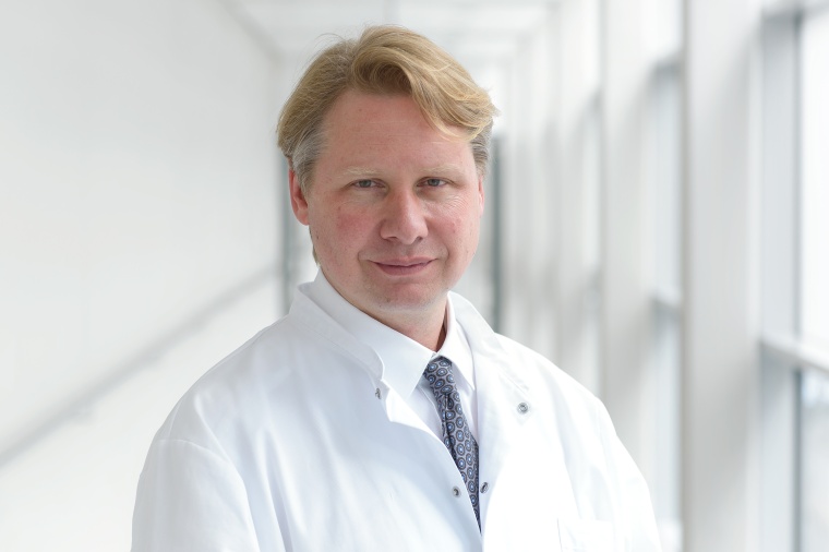 Prof. Dr. Gábor Szabó Foto: Zentrale Fotostelle UKH