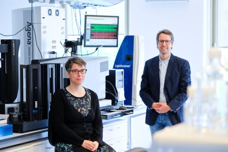 Prof. Dr. David Ellinghaus und Frauke Degenhardt, Erstautor und Erstautorin der...