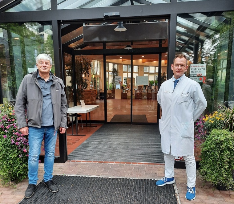 Wieder auf den eigenen Beinen stehen und laufen können – darüber freut sich...