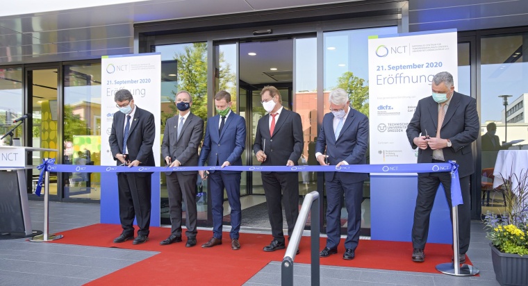 Eröffnung NCT/UCC-Neubau, v.l.n.r: Prof. Michael Baumann, Deutsches...