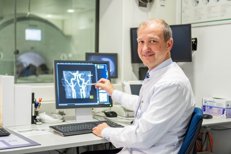 Ärztlicher Leiter: Prof. Dr. med. Christoph Stippich übernimmt die Abteilung...