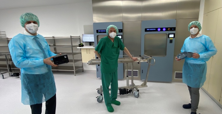 Dr. Christian Frank, Geschäftsführer der Sana Kliniken Lübeck, und Benjamin...