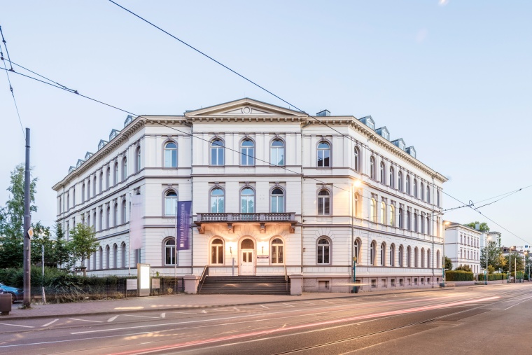 Die Oberberg Tagesklinik Frankfurt am Main bietet viel Raum für Ruhe und...