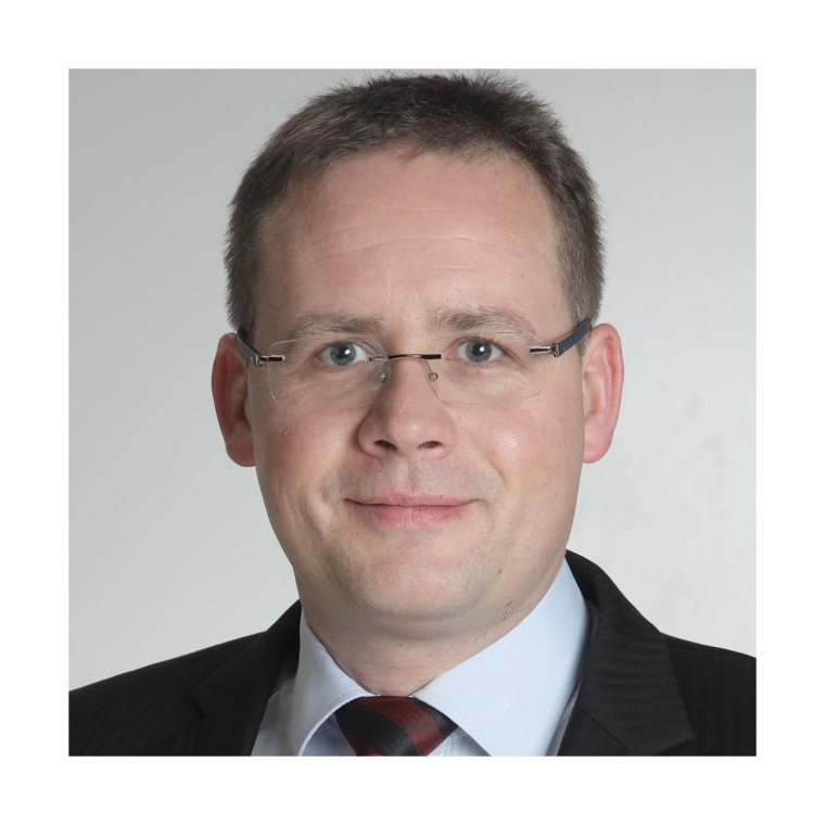 Dr. med. Alexander Pfeil, Universitätsklinikum Jena, erhält den...