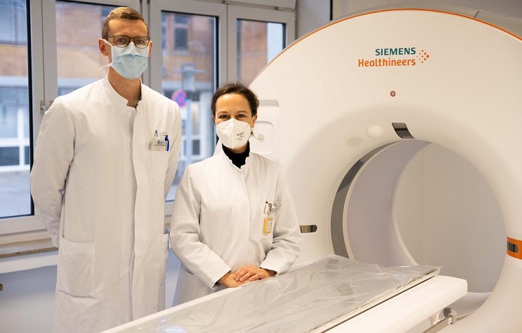 (v.l) PD Dr. Daniel Kütting, Geschäftsführender Oberarzt der Klinik für...