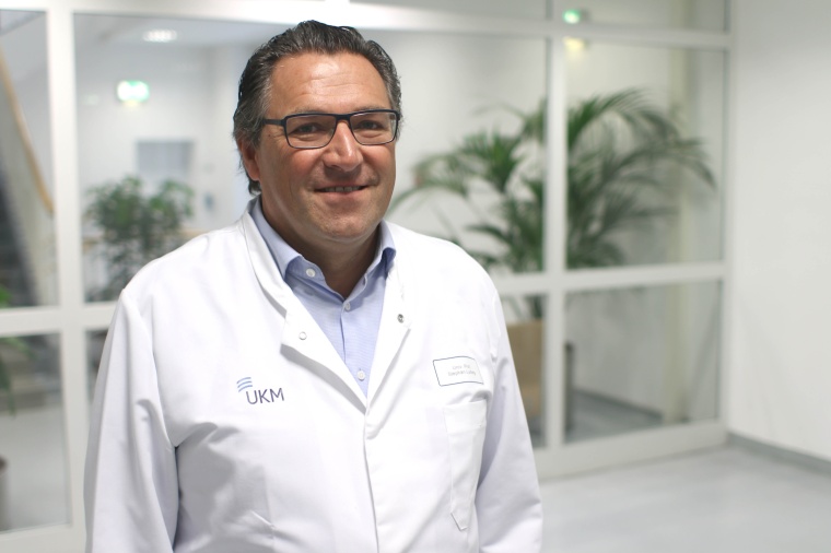 Prof. Stephan Ludwig, Leiter des Instituts für Virologie am UKM und...