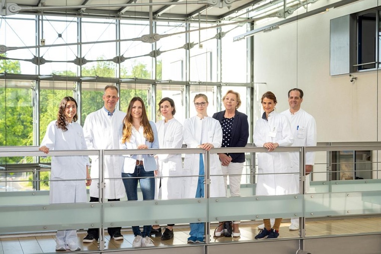 Das interdisziplinäre Team des Adipositaszentrums am UKB. Foto: UKB/A. Winkler