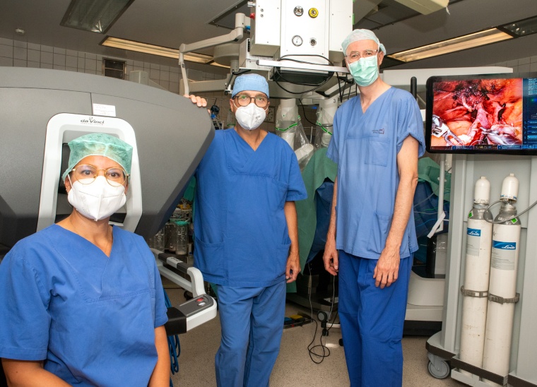 Prof. Dominique Könsgen-Mustea, Prof. Alexander Mustea und Prof. Amadeus...